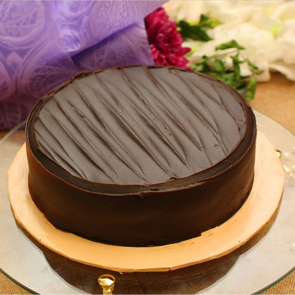 Chocolate Fudge Cake 2 lb
