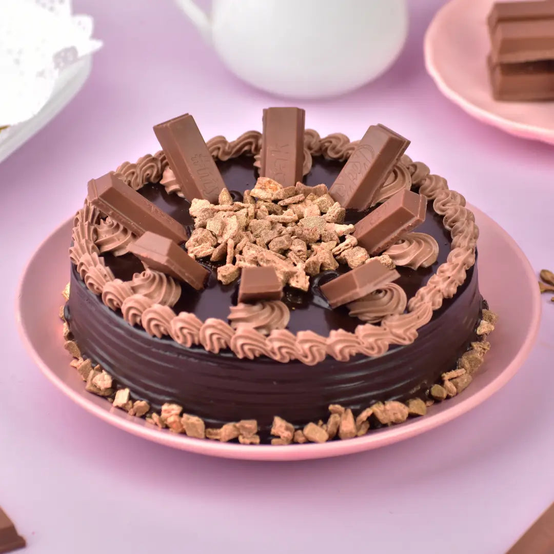 Kit Kat Chocolate Cake 2 lb